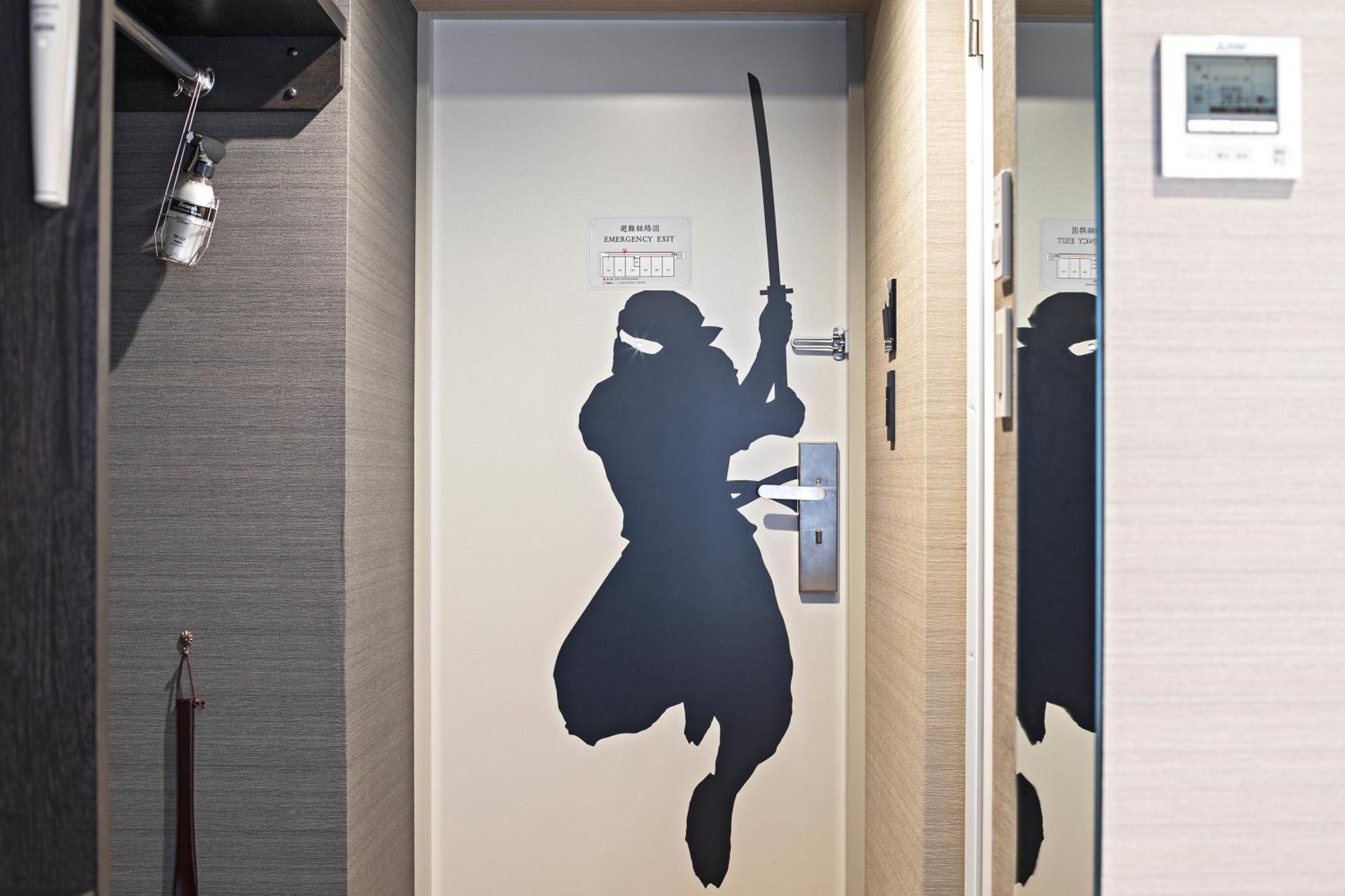 Hotel Ninja Black Kyoto Bagian luar foto