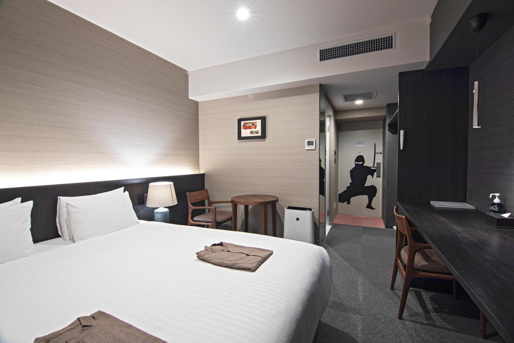 Hotel Ninja Black Kyoto Bagian luar foto